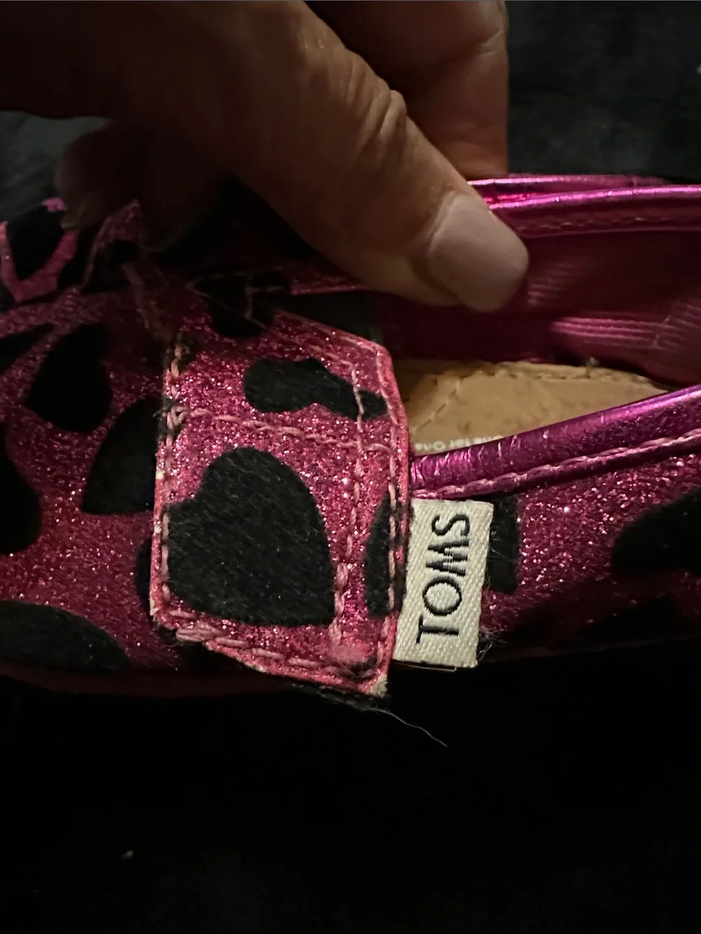 Toms Kids Glitter Heart Slip-Ons in Pink and Black